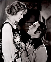 Rudolph Valentino et Vilma Bánky dans L'aigle noir